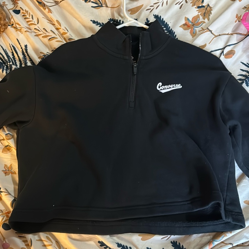 Black converse cropped hoodie